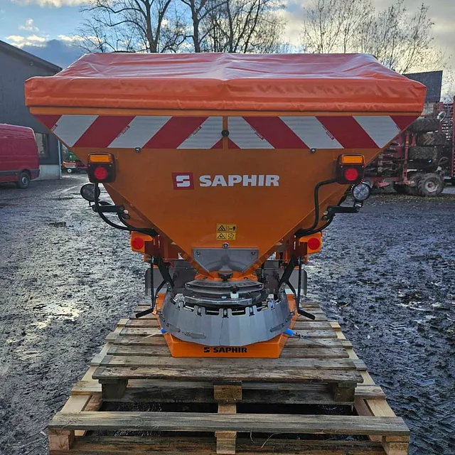 Winterdienststreuer WDS750 von Saphir